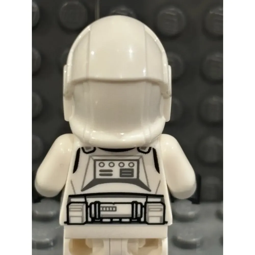 Lego Clone Trooper Pilot (Phase 1) Minifigure #sw1425 Yellow Marking Nougat Head